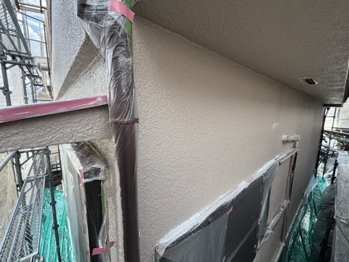 上塗り1回目完了