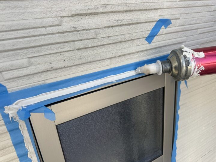 コーキング充填